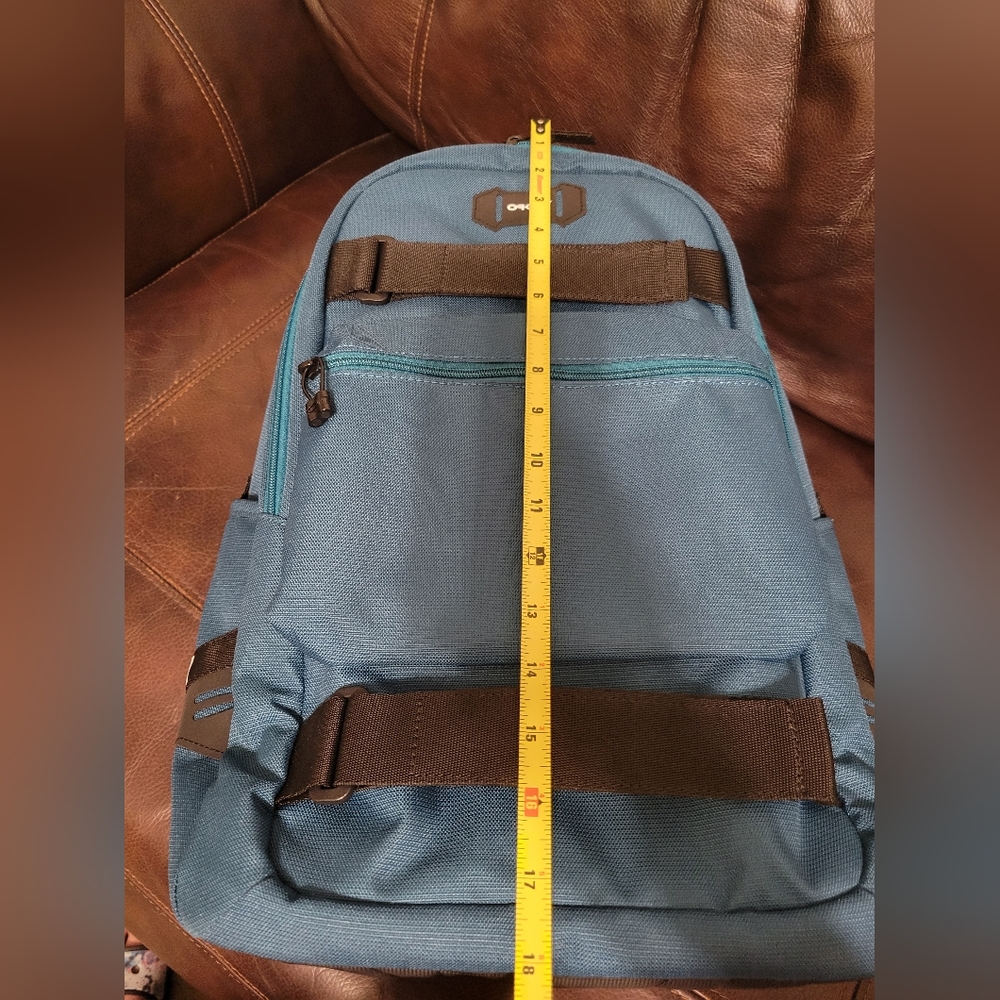 Oakley backpack - Picture 6 of 7